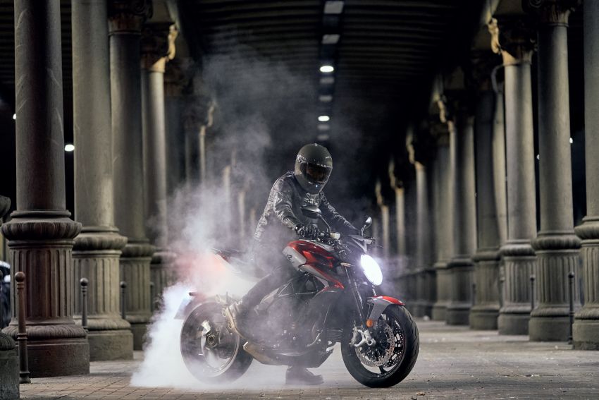 2020 MV Agusta Brutale 800 RR SCS, Dragster 800 RR and RC SCS released, from RM84,627 to RM97,077 1154581