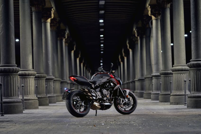2020 MV Agusta Brutale 800 RR SCS, Dragster 800 RR and RC SCS released, from RM84,627 to RM97,077 1154574