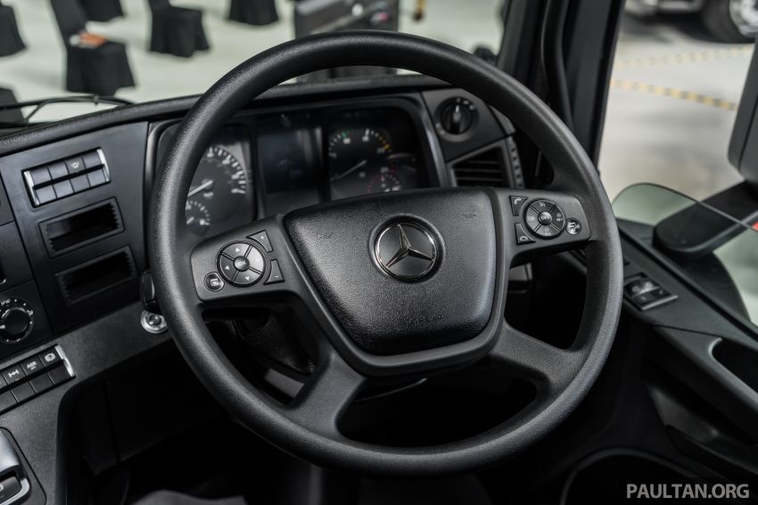 Mercedes-Benz Actros 2020 dilancarkan di Malaysia — AEB, kawalan melayar adaptif, skrin sentuh pada lori 1156196