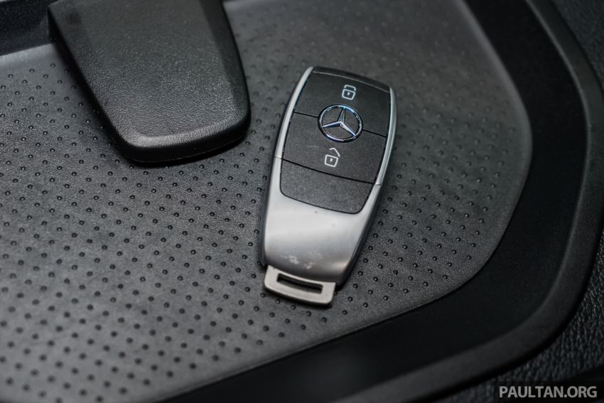 Mercedes-Benz Actros 2020 dilancarkan di Malaysia — AEB, kawalan melayar adaptif, skrin sentuh pada lori 1156223