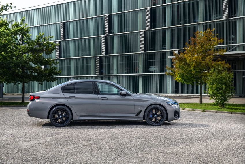 BMW 545e xDrive G30 2021 – PHEV BMW paling pantas dengan 394 PS, 600 Nm, 0-100 km/j 3.4 saat 1157826