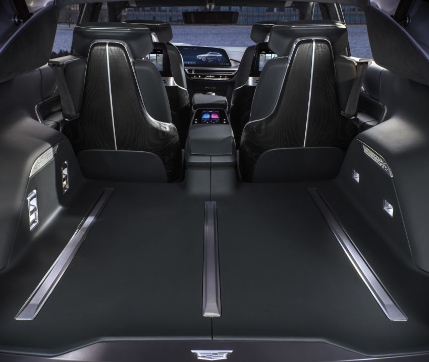 Cadillac Lyriq crossover elektrik penuh dengan jarak gerak 480 km, pacuan roda belakang atau AWD 1157011