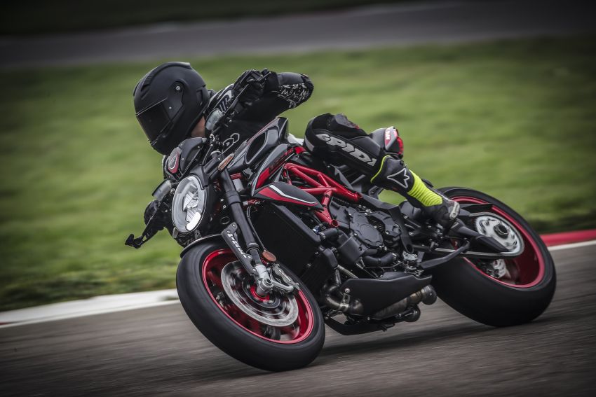 2020 MV Agusta Brutale 800 RR SCS, Dragster 800 RR and RC SCS released, from RM84,627 to RM97,077 1154642