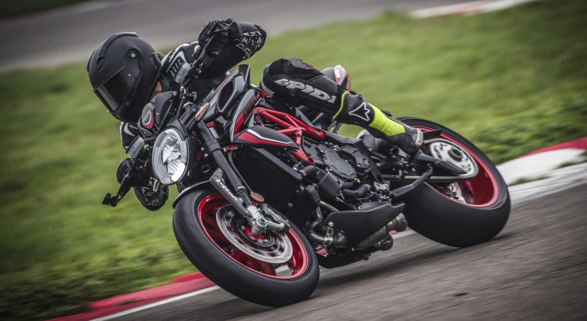 2020 MV Agusta Brutale 800 RR SCS, Dragster 800 RR and RC SCS released, from RM84,627 to RM97,077 1154643