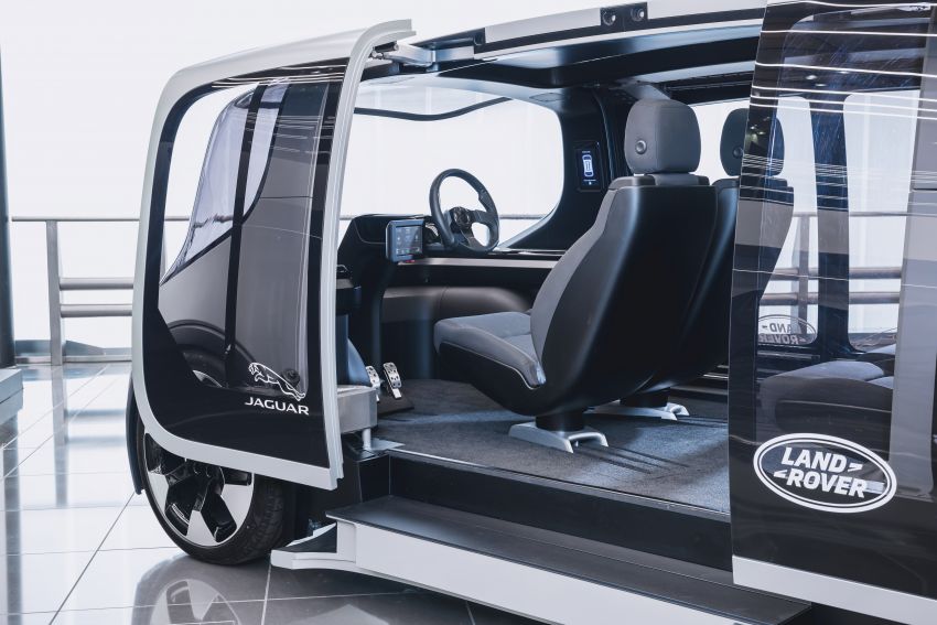 Jaguar Land Rover developing software to reduce passenger motion sickness in autonomous vehicles 1155965