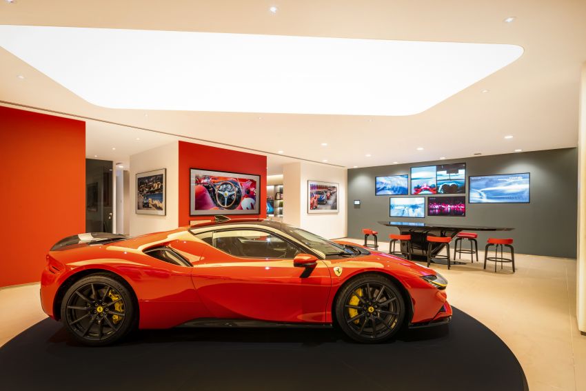 Bilik pameran Ferrari Petaling Jaya berwajah baharu 1178999