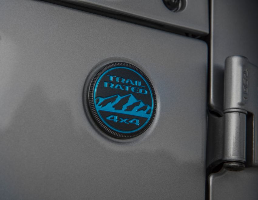 2021 Jeep Wrangler 4xe debuts – 375 hp/637 Nm 2.0L turbo twin-motor plug-in hybrid; 40 km electric range 1171342