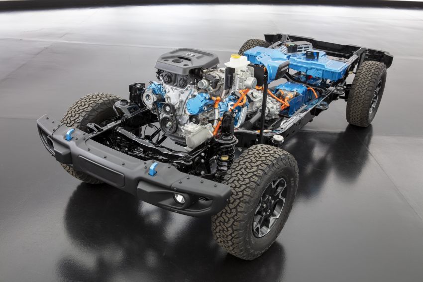 2021 Jeep Wrangler 4xe debuts – 375 hp/637 Nm 2.0L turbo twin-motor plug-in hybrid; 40 km electric range 1171304