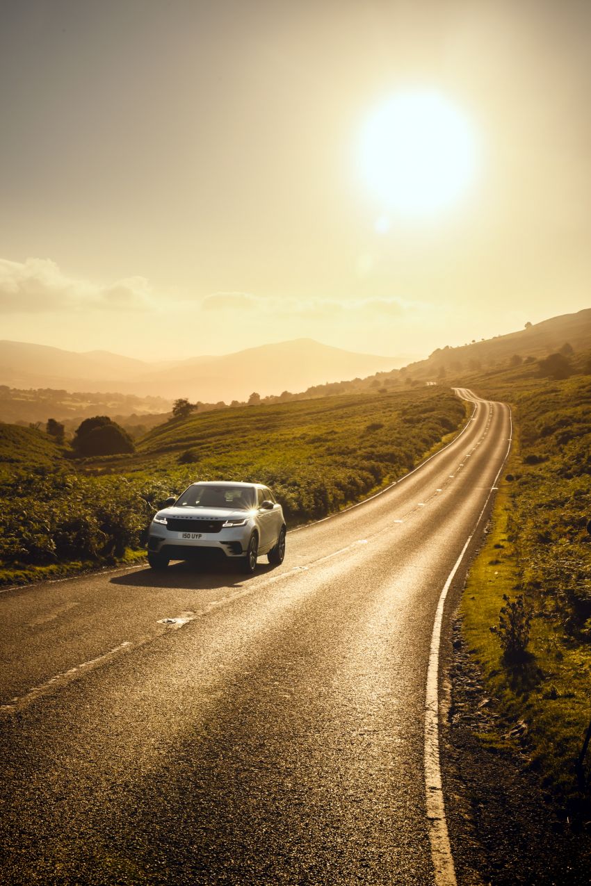 Range Rover Velar 2021 dipertingkatkan gaya, varian P400e plug-in hybrid baharu dengan jarak EV 53 km 1181924