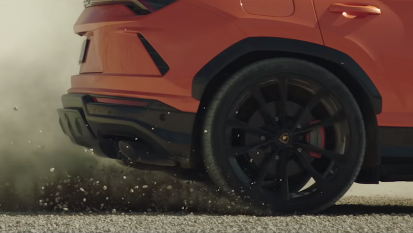 VIDEO: Lamborghini Urus Pearl Capsule chase scenes 1173157