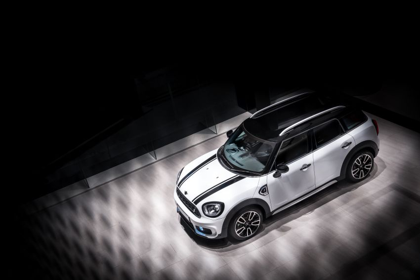 MINI Cooper S Countryman Sports receives Blackline Package and sunroof in Malaysia – from RM243k Image #1185716