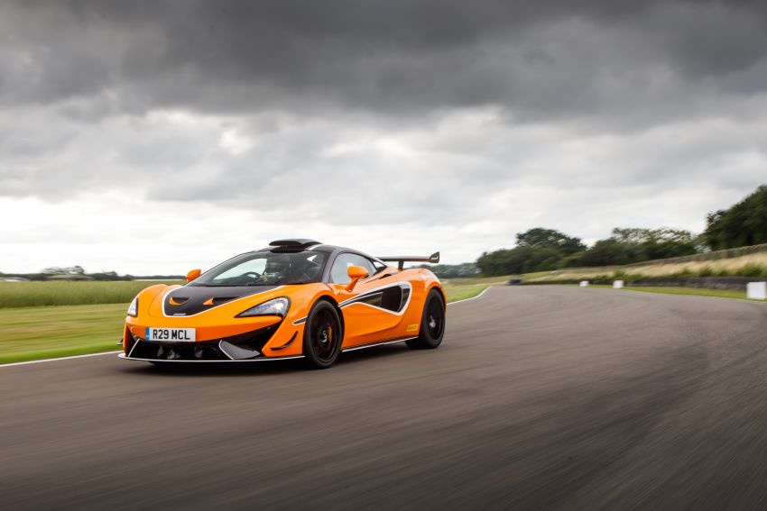 McLaren 620R now available with R Pack, roof scoop 1173986