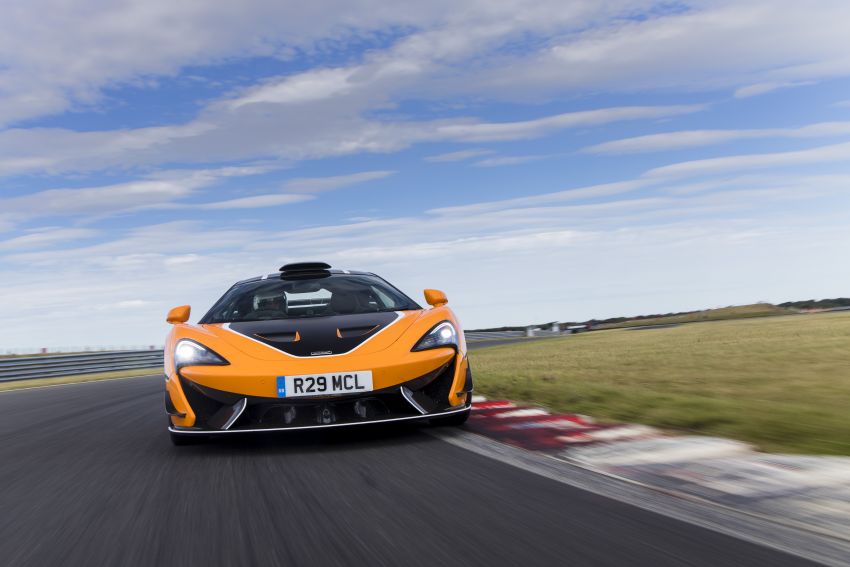 McLaren 620R now available with R Pack, roof scoop 1173982