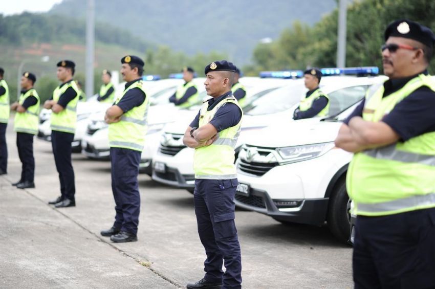 PLUS, JPJ set up first highway enforcement unit on North-South Expressway at former Jelapang Toll Plaza 1176266