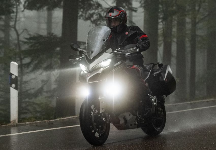 Ducati Multistrada V4 akan diperkenal 4 November ini – motosikal pertama guna radar depan dan belakang 1188879