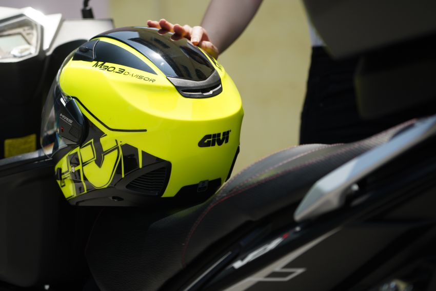 Givi Malaysia introduces M10.1 Acqua and M30.3 D-Visor demi jet helmets, priced from RM230 and RM312 1201829