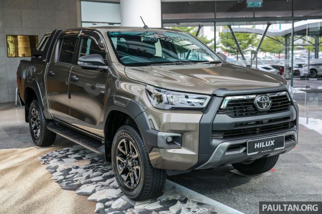 2021 Toyota Hilux Facelift Launched In Malaysia From Rm93k Power Up For 2 8l Rogue 10k Service Interval Paultan Org