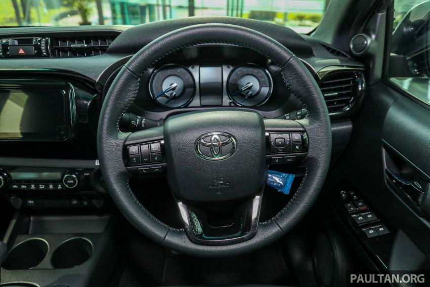 Toyota Hilux <em>facelift</em> 2021 kini di M’sia — 2.8L Rogue, lebih kuasa, 5 varian, 10,000 km servis, dari RM93k Image #1189411