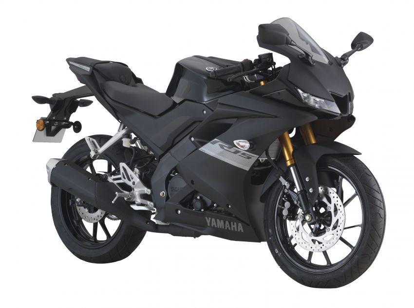 Yamaha R15 diberikan pilihan warna baru – RM11,988 1197213