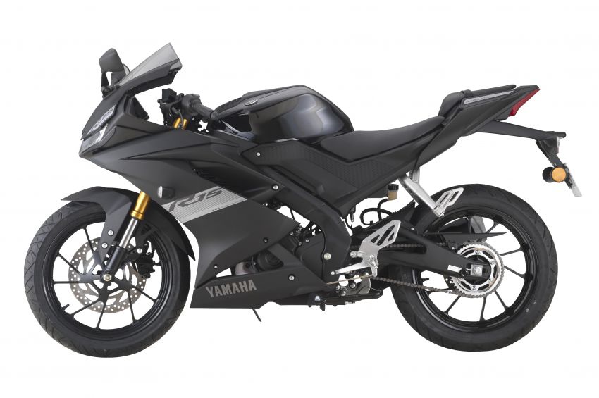 Yamaha R15 diberikan pilihan warna baru – RM11,988 1197209