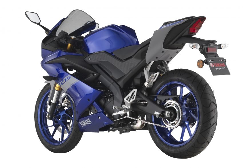 Yamaha R15 diberikan pilihan warna baru – RM11,988 1197218