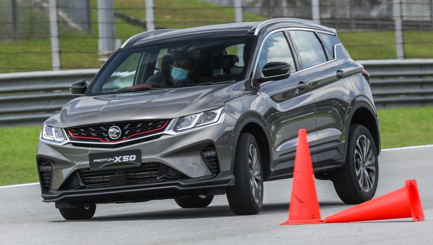 VIDEO: Proton X50 – how does it handle a slalom with suspension softened for Malaysian road conditions? 1186267