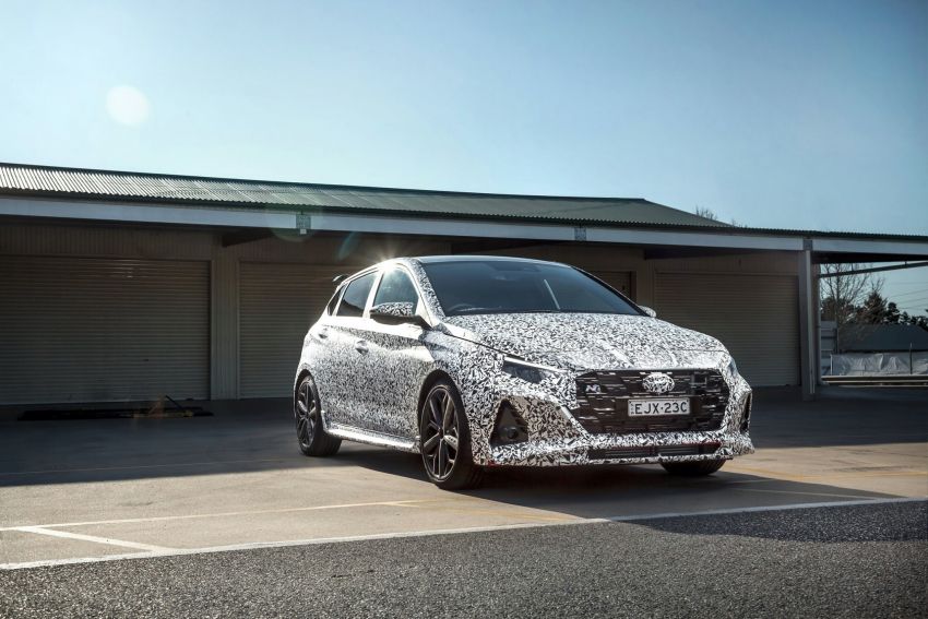 Hyundai i20 N – <em>teaser</em> disiar, sah 1.6L Turbo berkuasa 204 PS dan tork 275 Nm, kotak gear manual 6-kelajuan 1189243