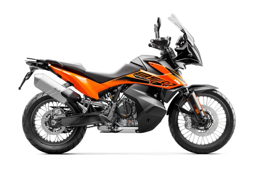 2021 KTM 890 Adventure – lower seat, just as capable 1195697