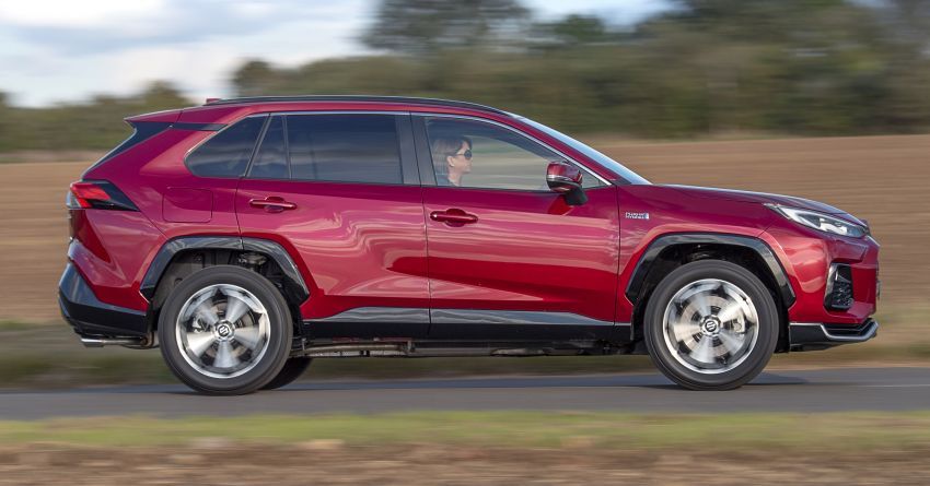 Suzuki Across 2021 SUV PHEV dilancarkan di UK — <em>rebadge</em> dari Toyota RAV4, harga bermula RM245k 1196242