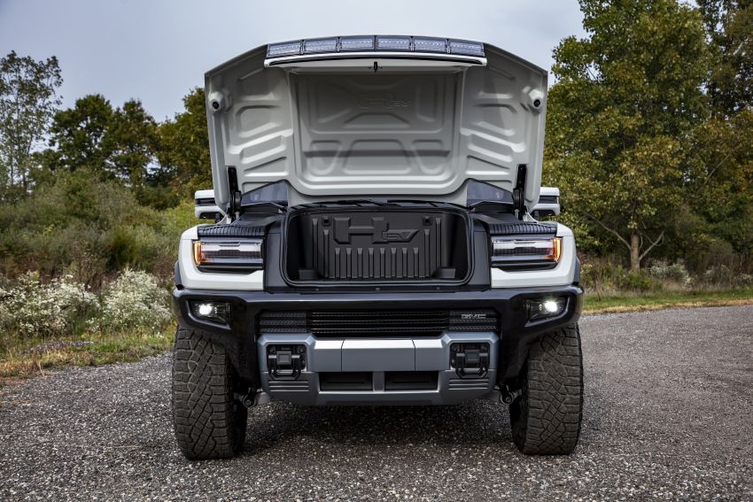 2022 GMC Hummer EV debuts –  three-motor electric pick-up truck with 1,000 hp and 15,591 Nm of torque! 1195963