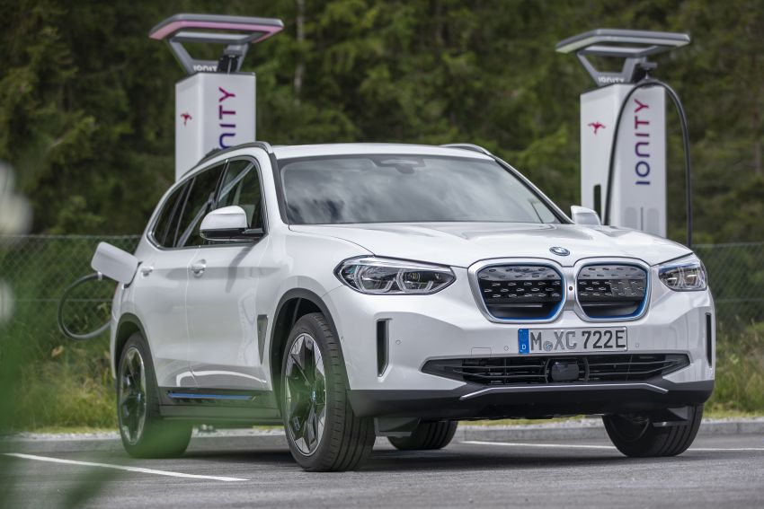 BMW, MINI expand charging options for latest EVs 1193660