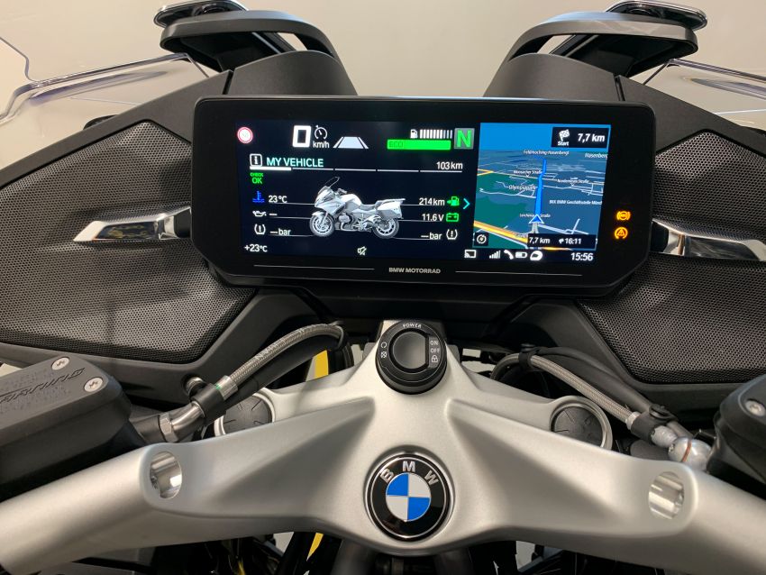 2021 BMW Motorrad R1250RT sports-tourer updated 1195154