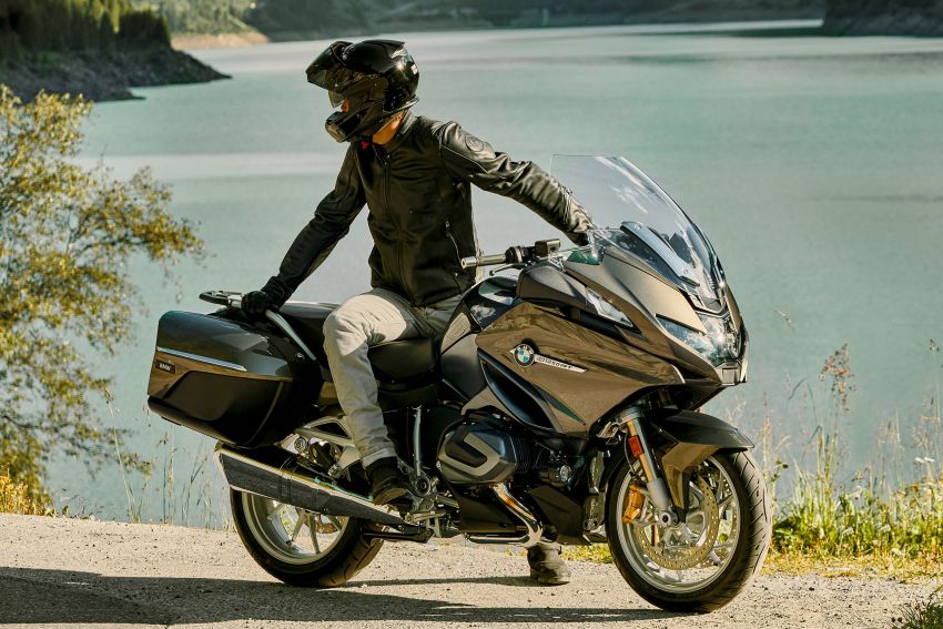 2021 BMW Motorrad R1250RT sports-tourer updated 1195176