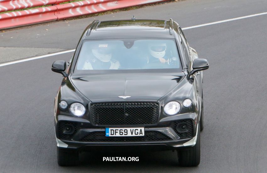 SPIED: Long-wheelbase Bentley Bentayga seen on test 1195235