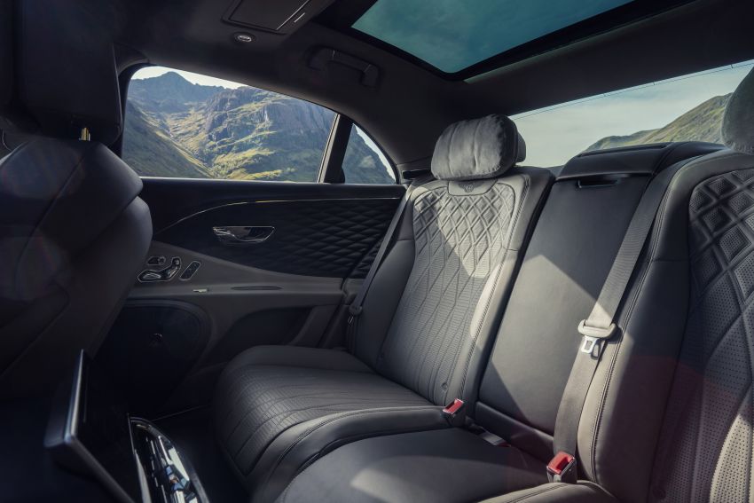 Bentley Flying Spur V8 – limo gets 550 PS 4.0L engine 1193376