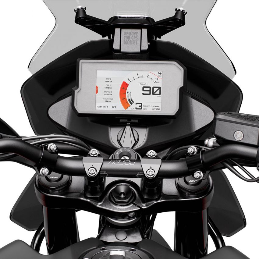 2021 KTM 890 Adventure – lower seat, just as capable 1195698