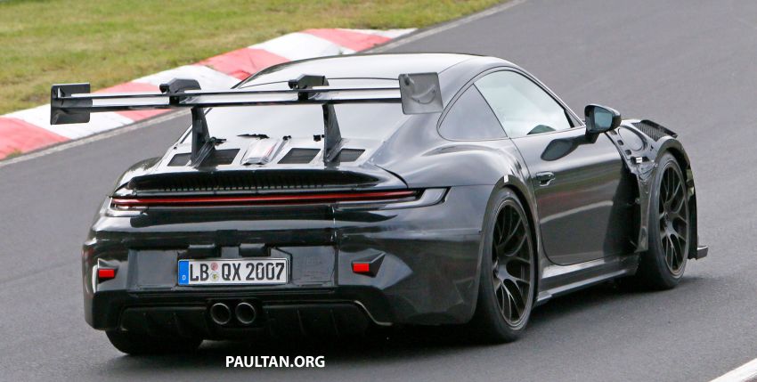 SPIED: 992 Porsche 911 GT3 RS goes track testing 1194374