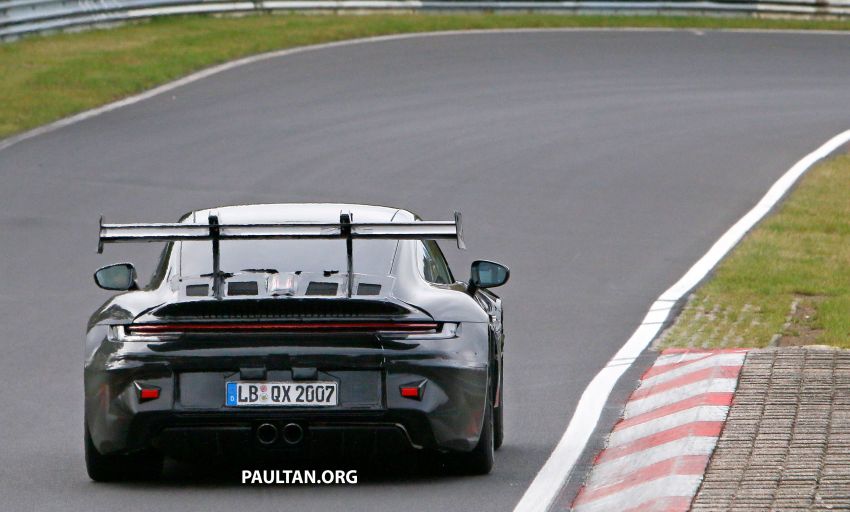 SPIED: 992 Porsche 911 GT3 RS goes track testing 1194378