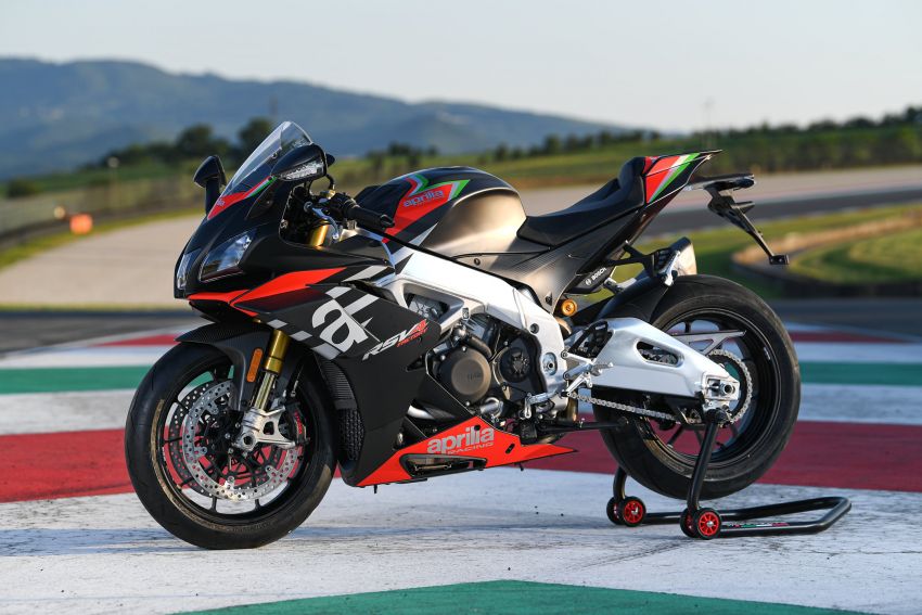 2020 Aprilia RSV4 1100 Factory and Tuono V4 1100 Factory in Malaysia, RM159,900 and RM121,000 1216674