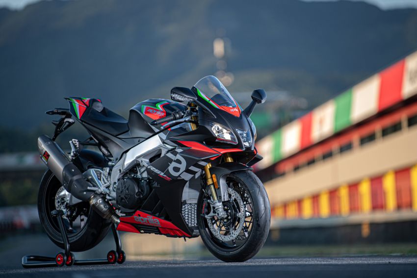 2020 Aprilia RSV4 1100 Factory and Tuono V4 1100 Factory in Malaysia, RM159,900 and RM121,000 Image #1216676