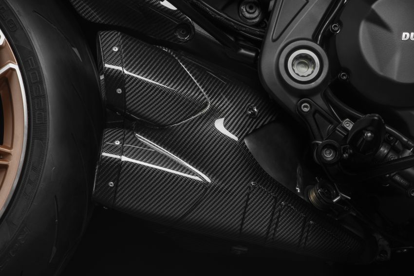 Ducati Diavel 1260 Lamborghini – terhad 630 unit 1217084
