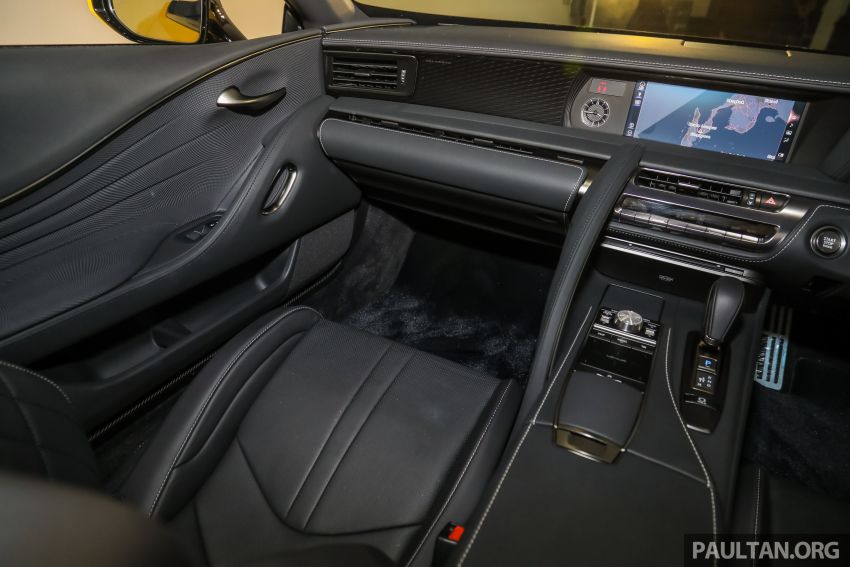Lexus LC 500 Convertible kini di M’sia — RM1.35 juta 1211450