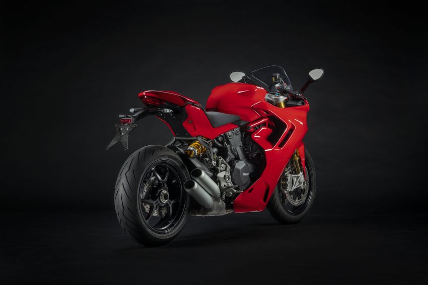 Ducati Supersport 2021 guna panel badan, lampu baru 1213356