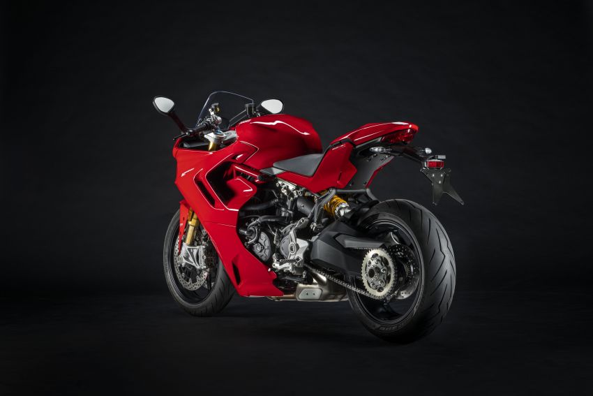 Ducati Supersport 2021 guna panel badan, lampu baru 1213358