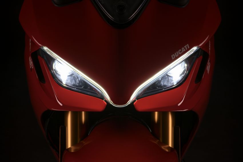 Ducati Supersport 2021 guna panel badan, lampu baru 1213352