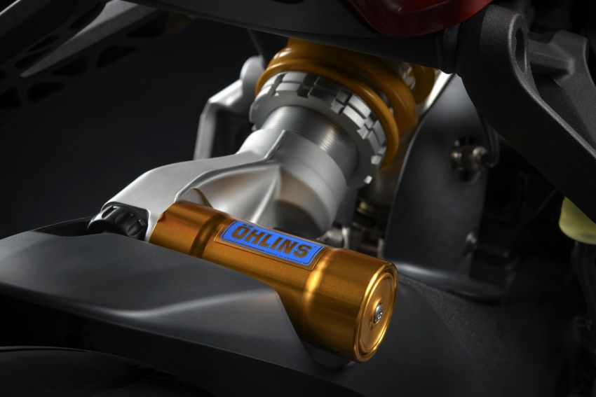 Ducati Supersport 2021 guna panel badan, lampu baru 1213347