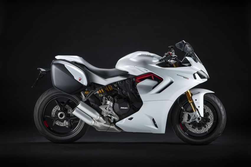 2021 Ducati SuperSport 950 – new fairing, new lights 1213047