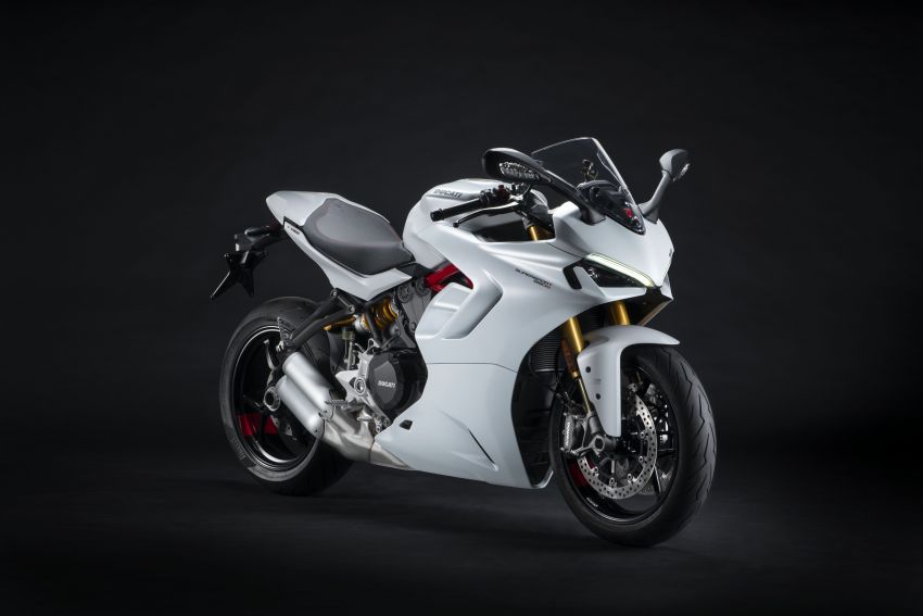 Ducati Supersport 2021 guna panel badan, lampu baru 1213394