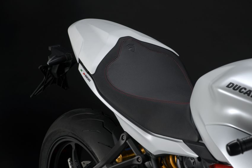 Ducati Supersport 2021 guna panel badan, lampu baru 1213389