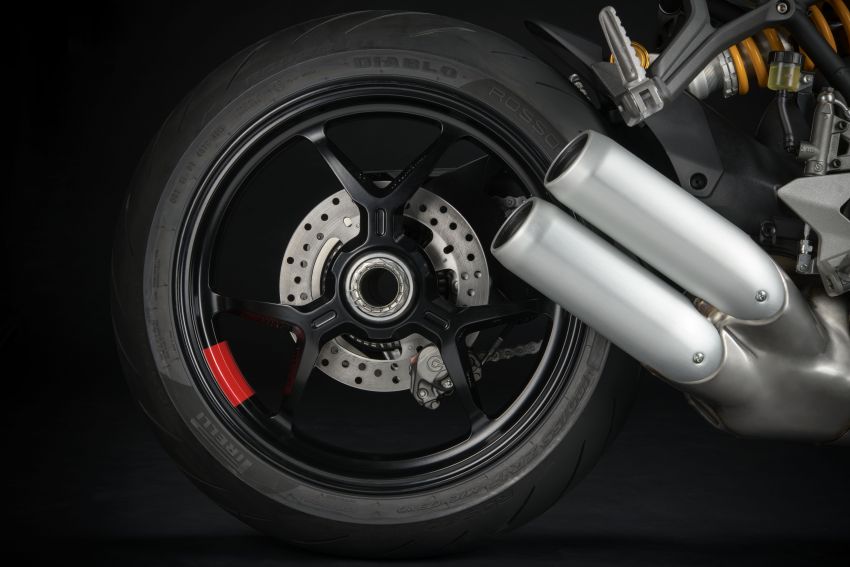 Ducati Supersport 2021 guna panel badan, lampu baru 1213387